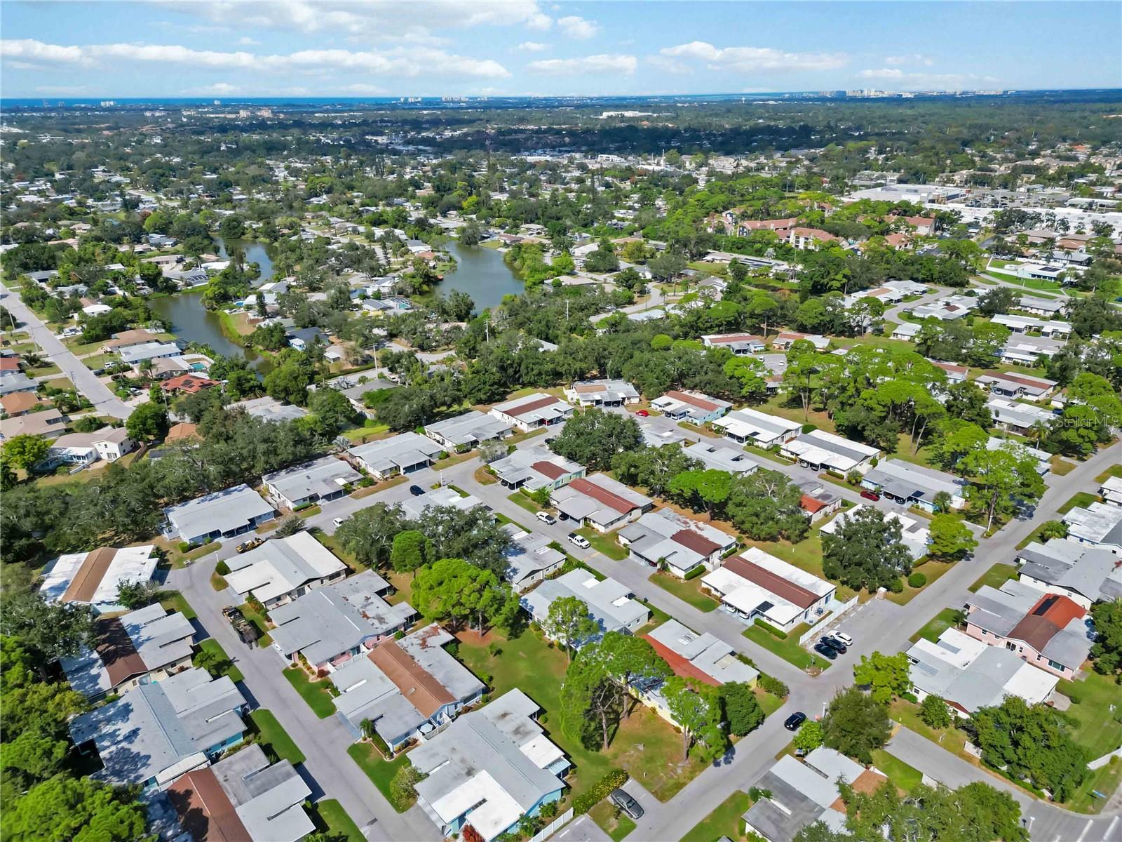 Image 39 of 51 For 3527 Silver Pine Court 82