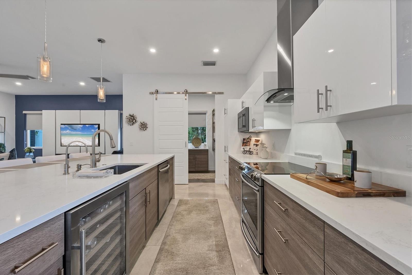 Image 10 of 79 For 2711 Blossom Drive