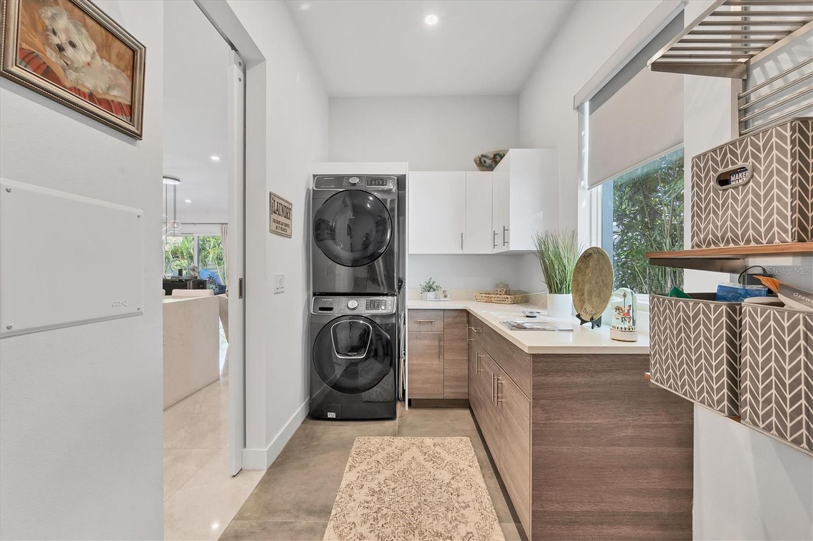 Image 14 of 79 For 2711 Blossom Drive