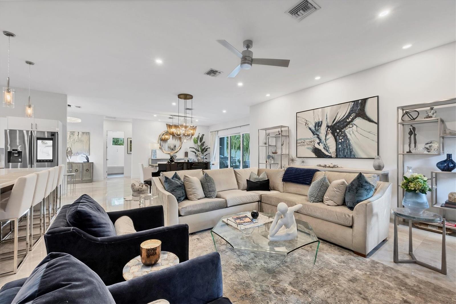 Image 17 of 79 For 2711 Blossom Drive