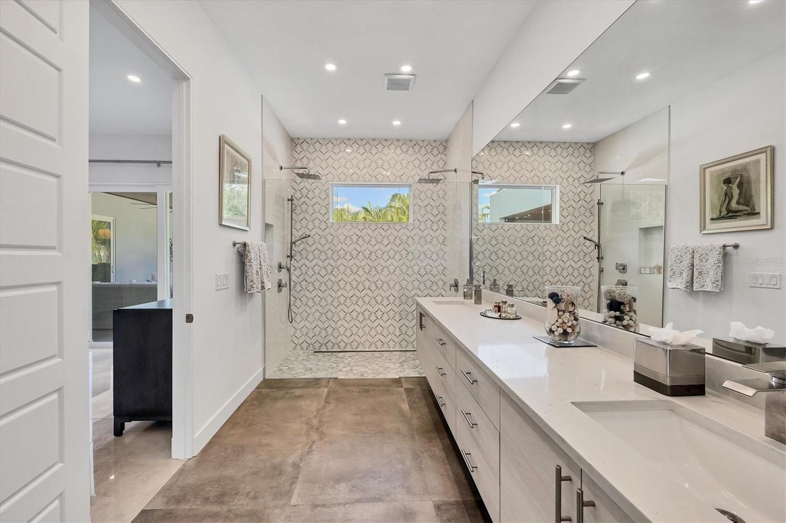 Image 24 of 79 For 2711 Blossom Drive