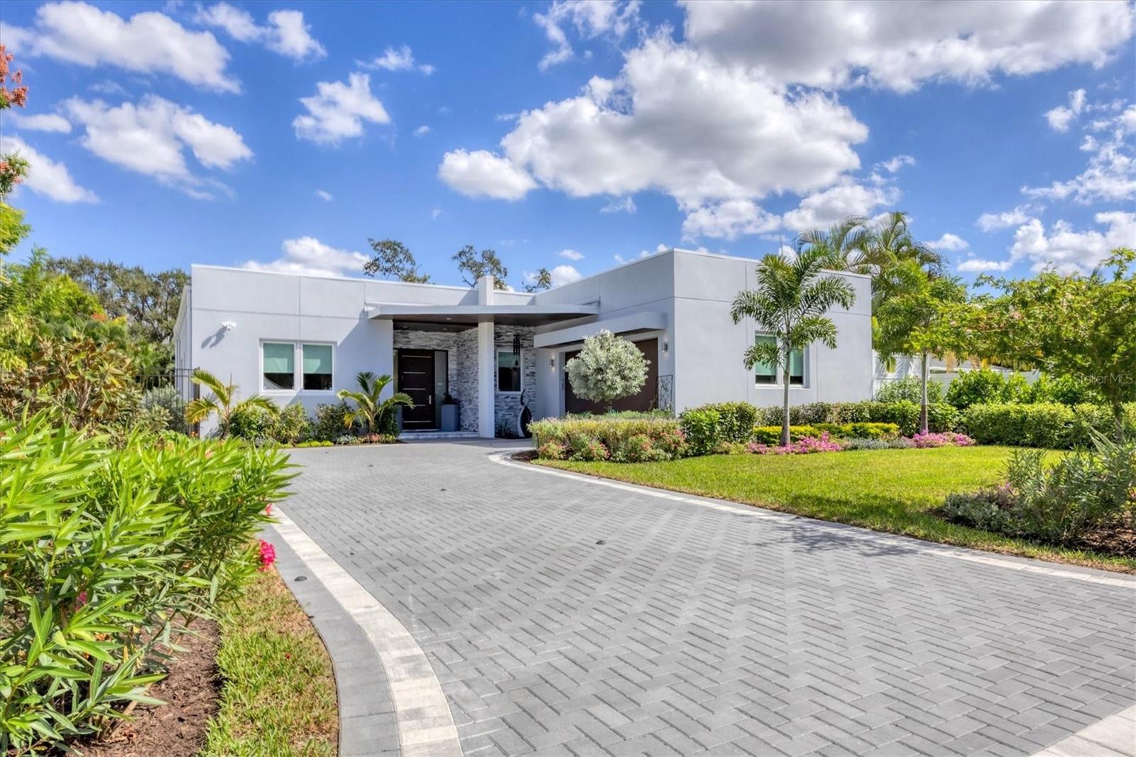 Image 3 of 79 For 2711 Blossom Drive