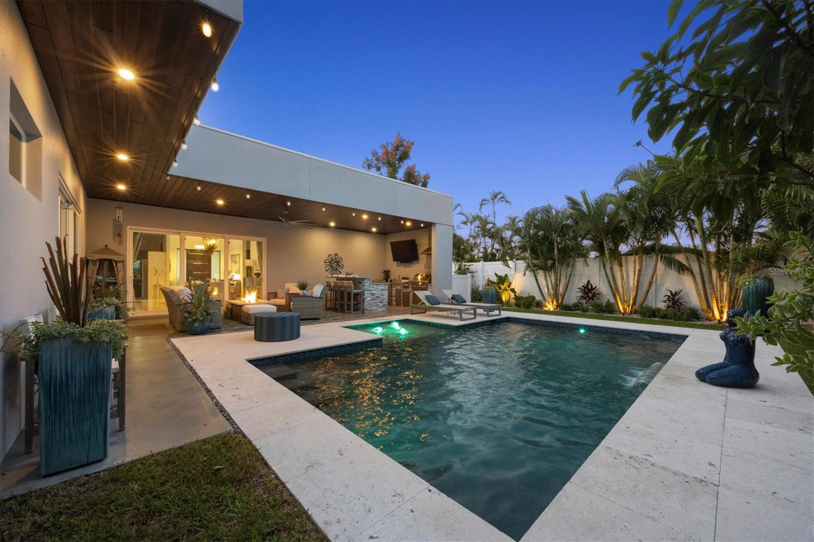 Image 39 of 79 For 2711 Blossom Drive