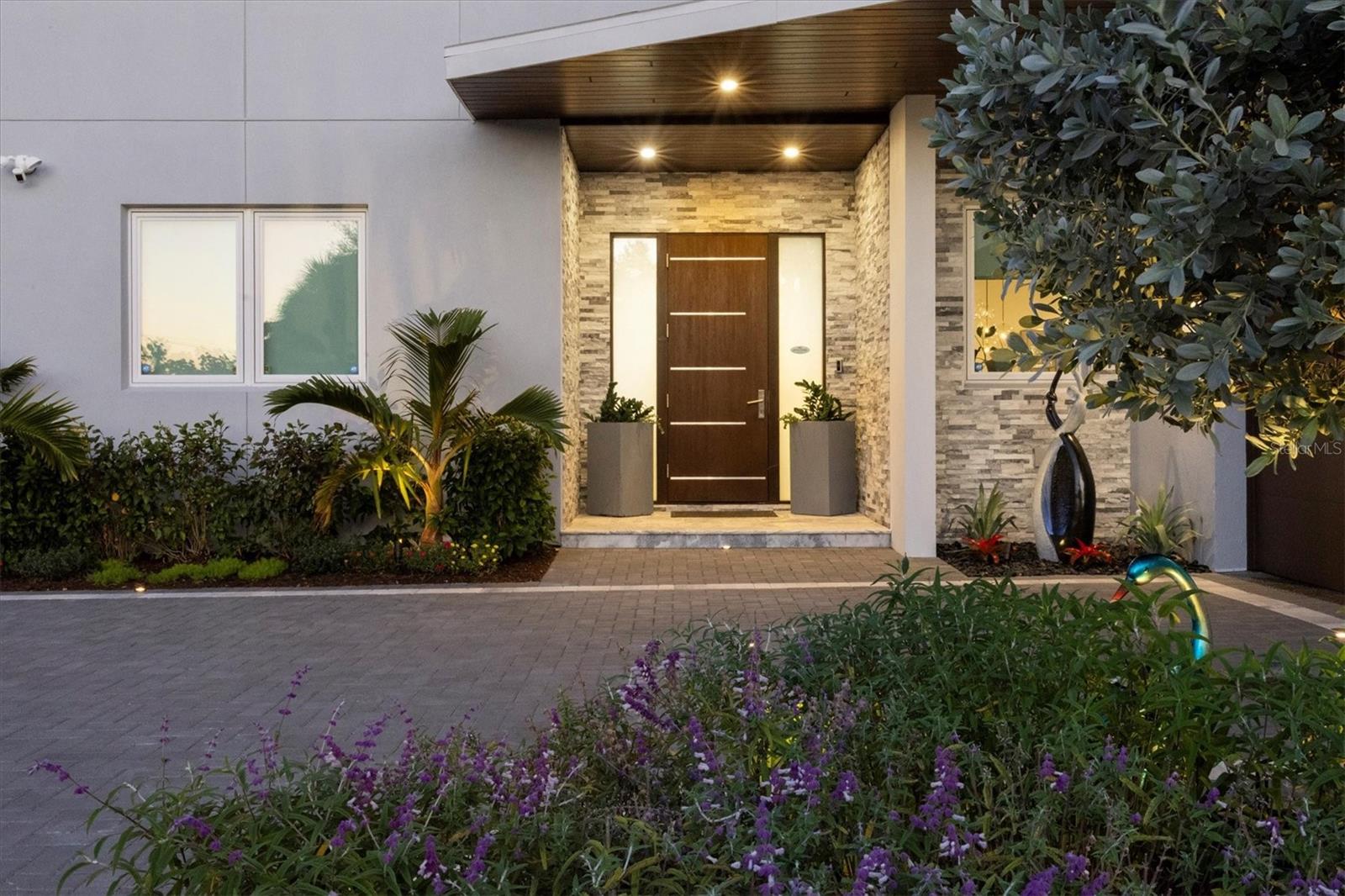 Image 49 of 79 For 2711 Blossom Drive