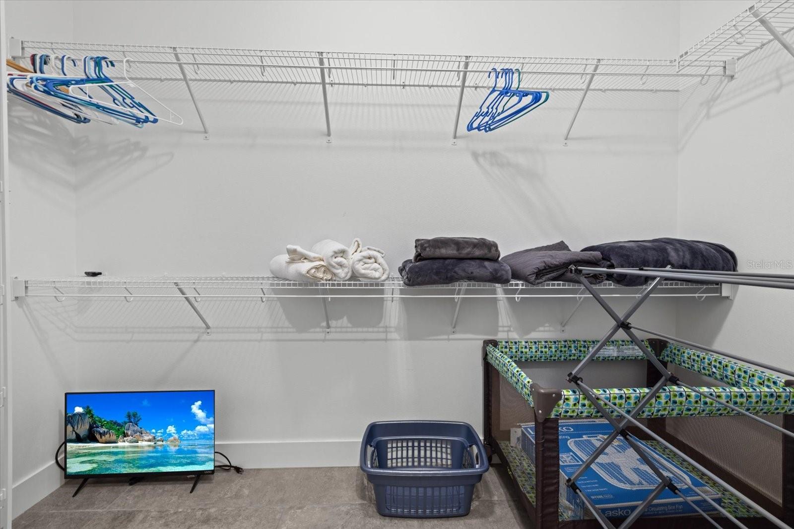 Image 28 of 32 For 279 Avalon Road