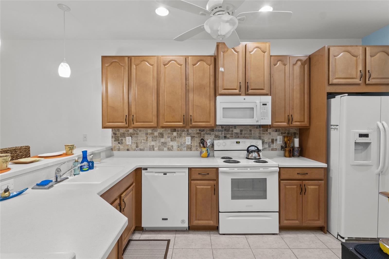 Image 21 of 42 For 13596 Abercrombie Drive