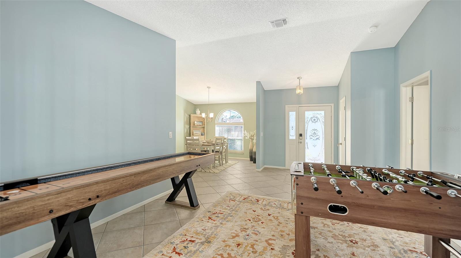 Image 12 of 68 For 2246 Cork Oak Street W