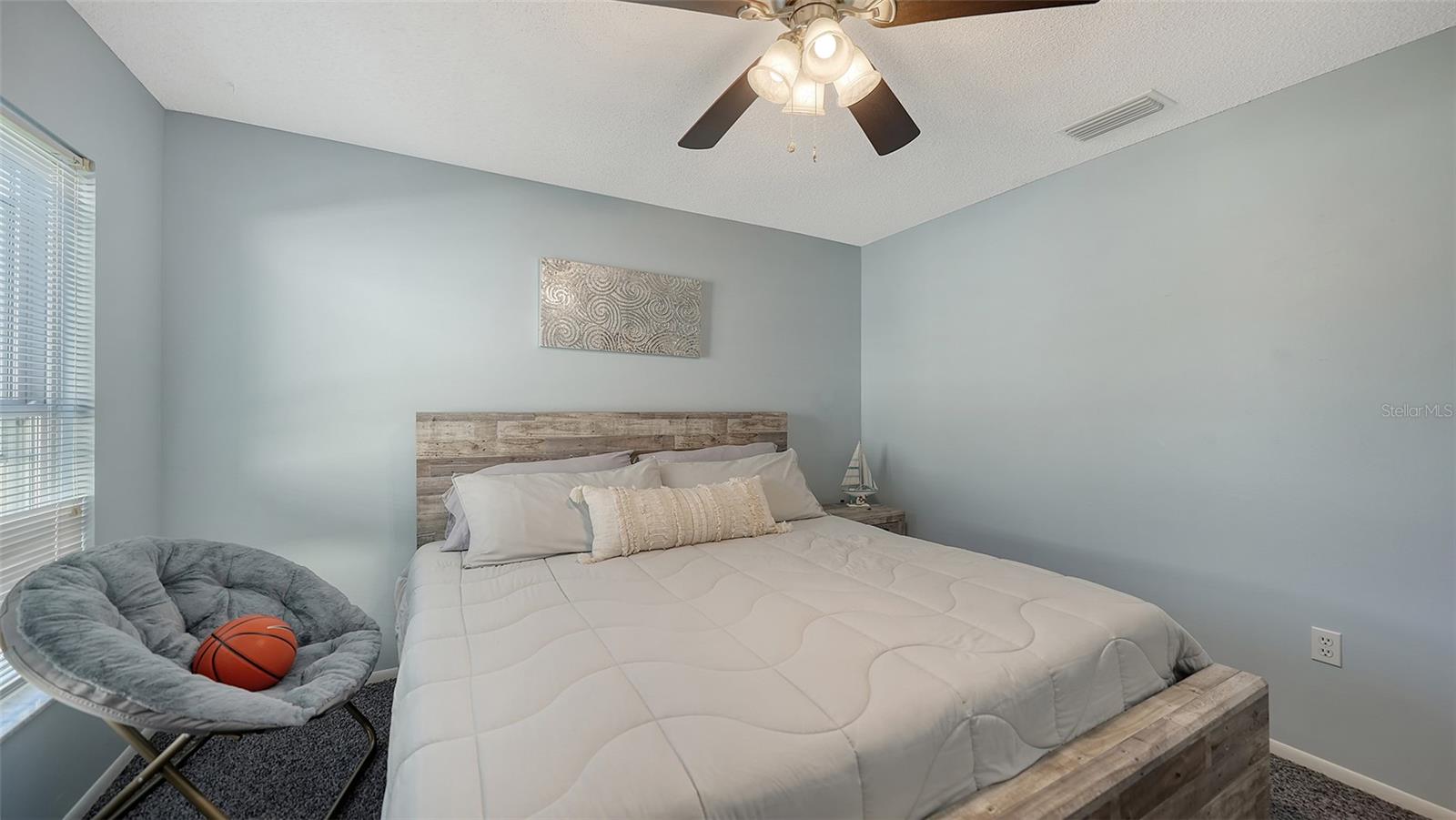 Image 38 of 68 For 2246 Cork Oak Street W