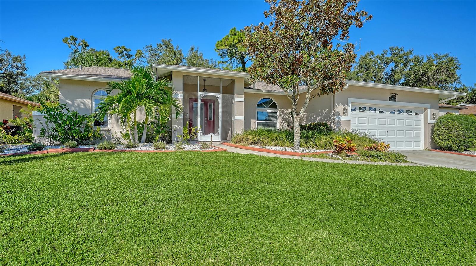 Image 5 of 68 For 2246 Cork Oak Street W