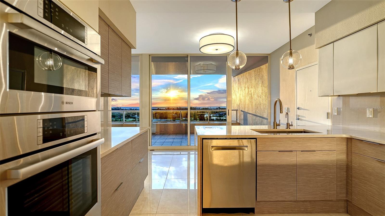 Image 26 of 76 For 3040 Grand Bay Boulevard 283