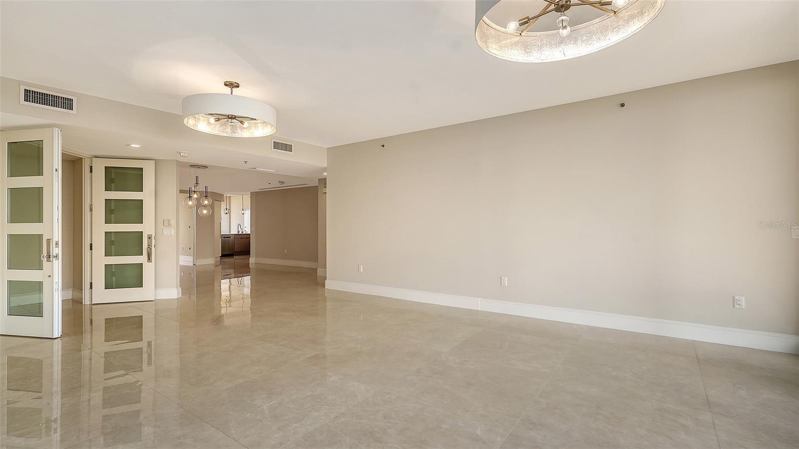 Image 9 of 76 For 3040 Grand Bay Boulevard 283