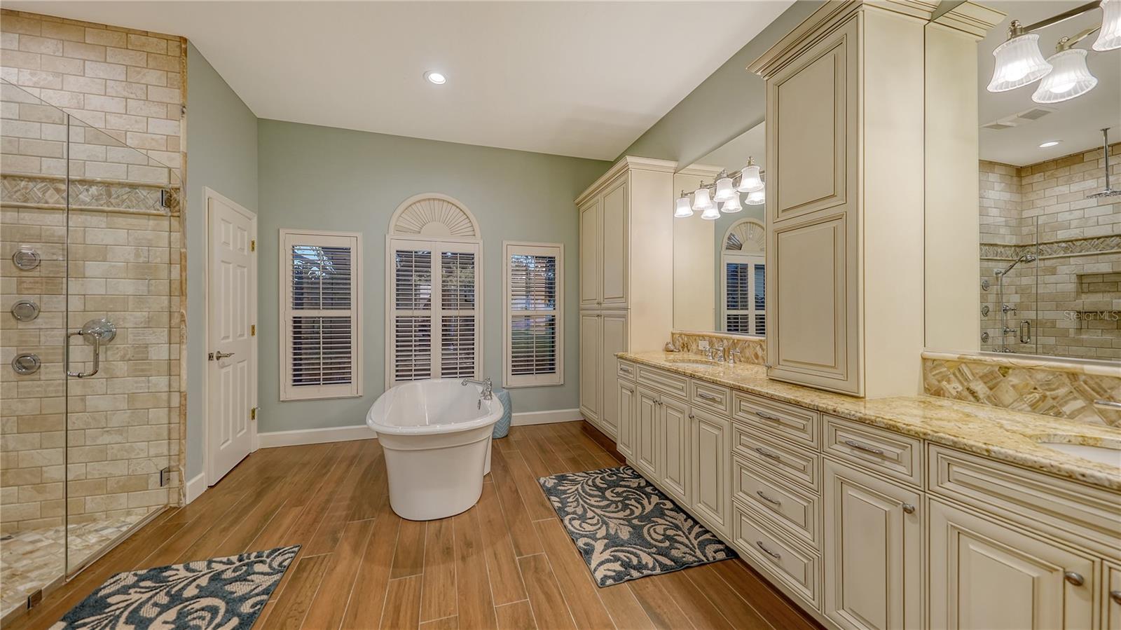 Image 22 of 45 For 8250 Hugh Alison Place