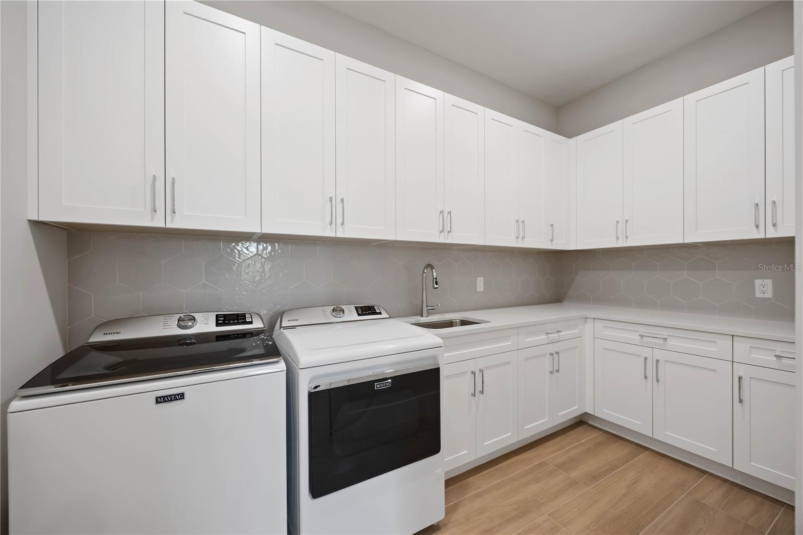 Image 36 of 58 For 500 Blue Shell Loop