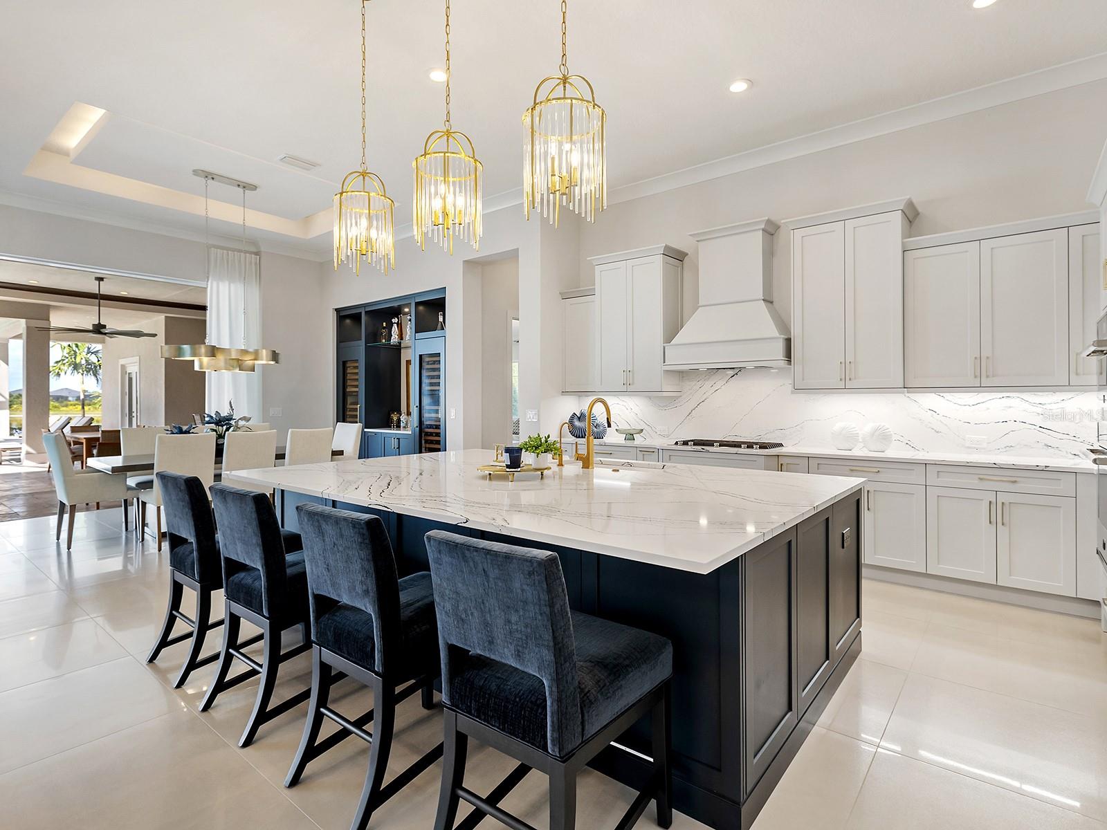 Image 14 of 94 For 17041 Clearlake Avenue