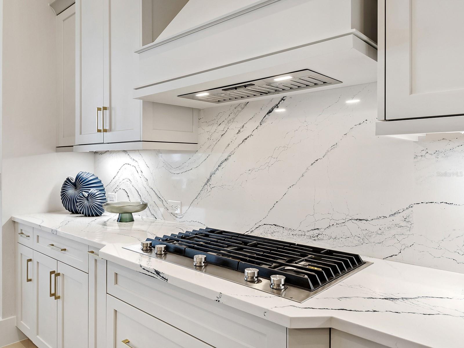 Image 18 of 94 For 17041 Clearlake Avenue