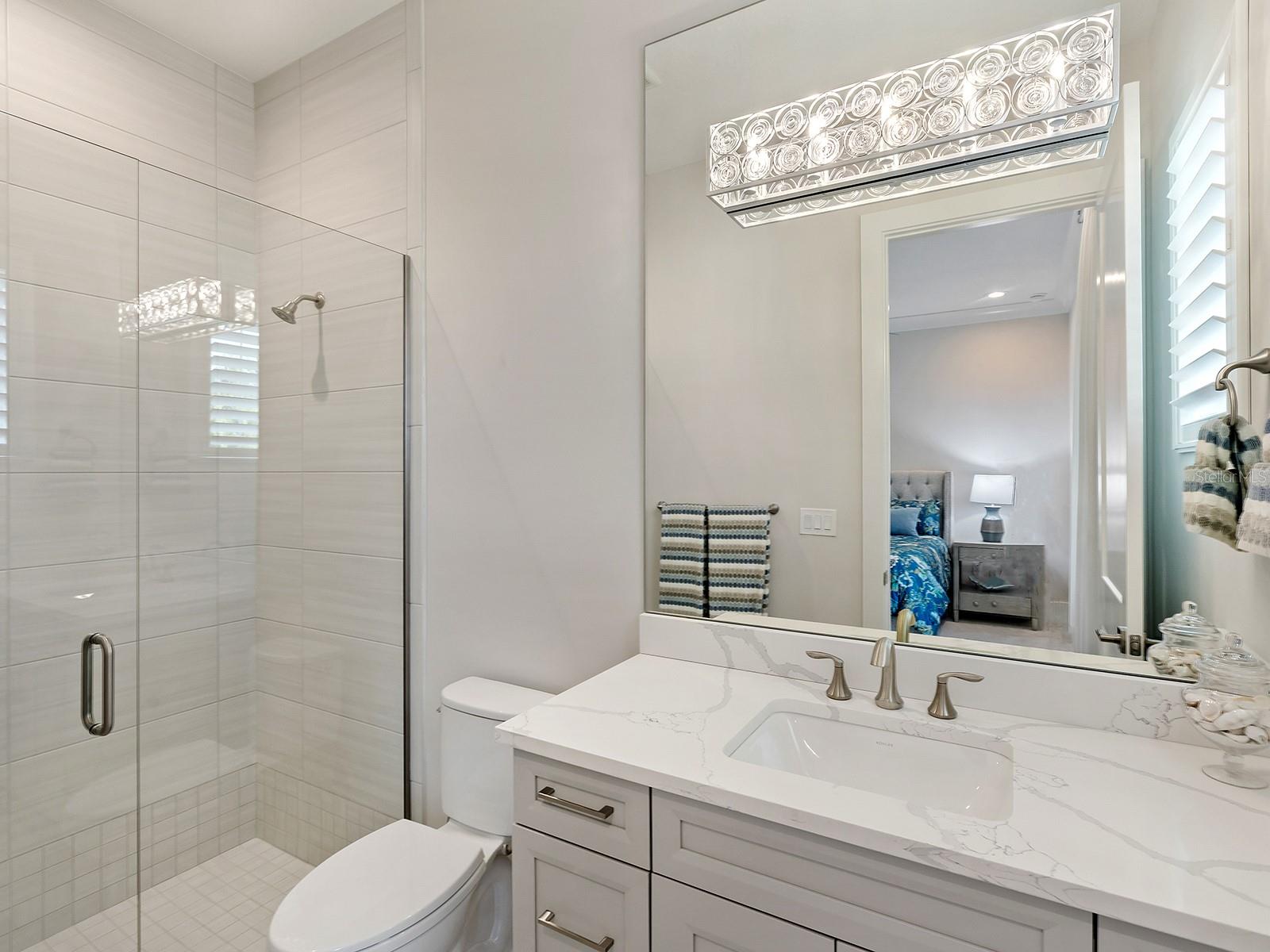 Image 35 of 94 For 17041 Clearlake Avenue