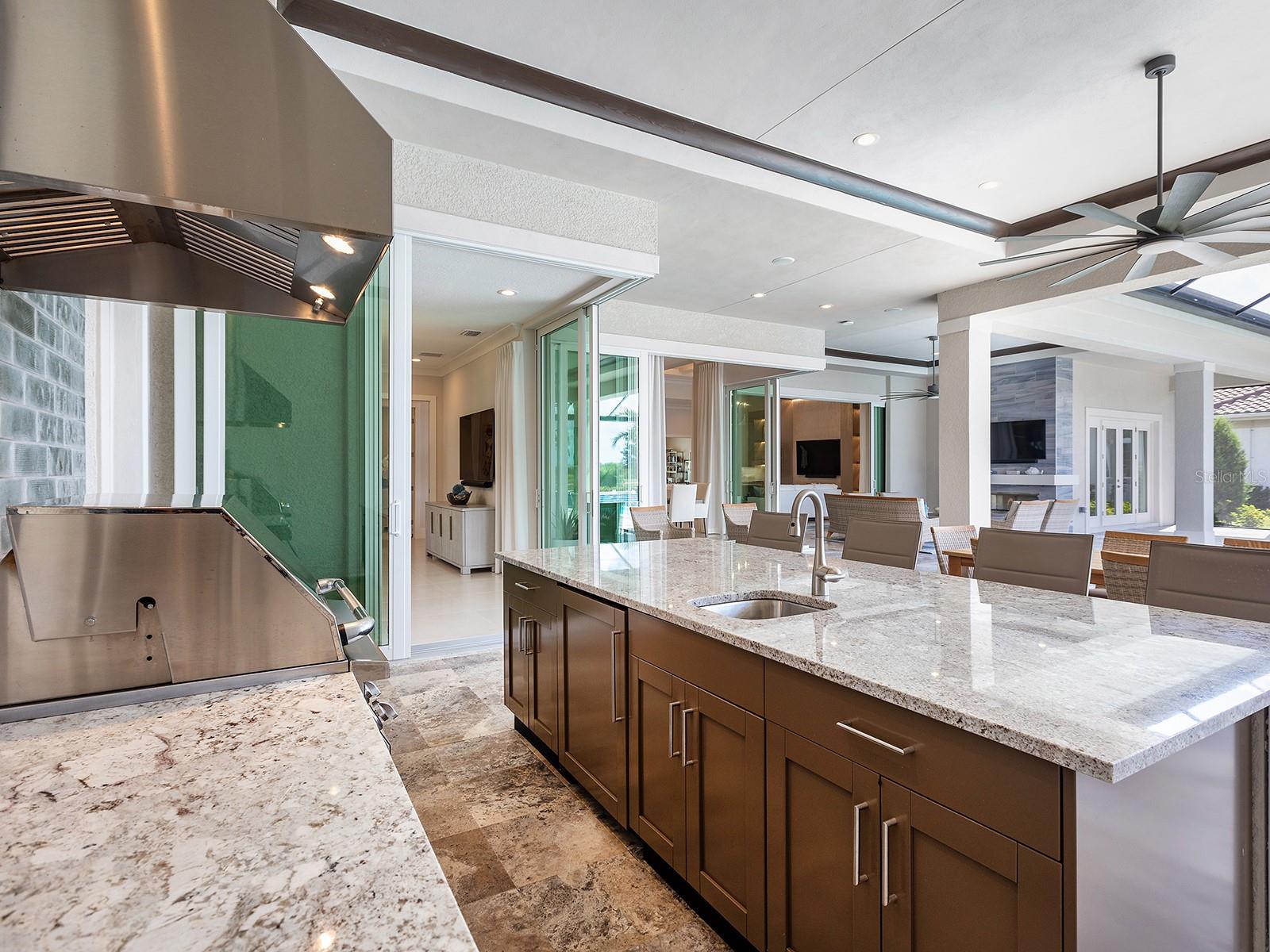 Image 54 of 94 For 17041 Clearlake Avenue