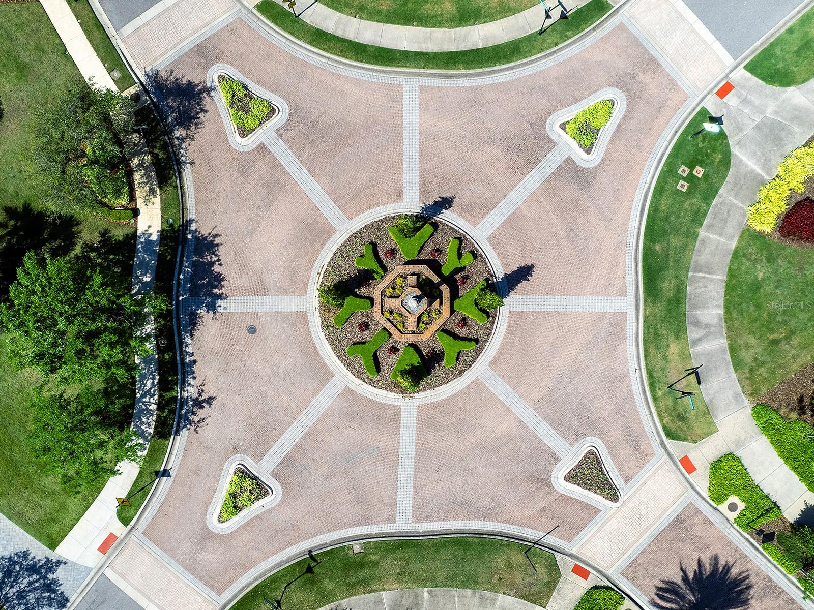 Image 78 of 94 For 17041 Clearlake Avenue