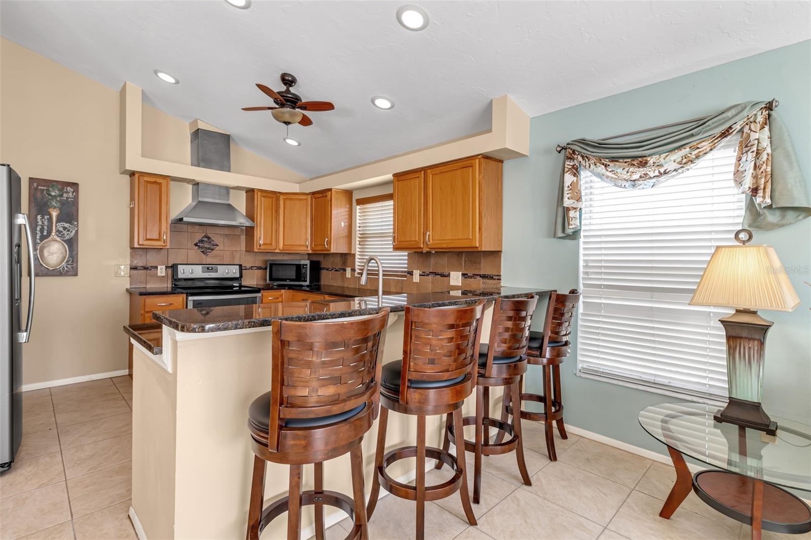 Image 7 of 40 For 3920 52nd Drive W