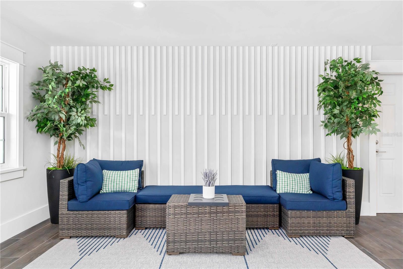 Image 17 of 100 For 598 Lyons Lane