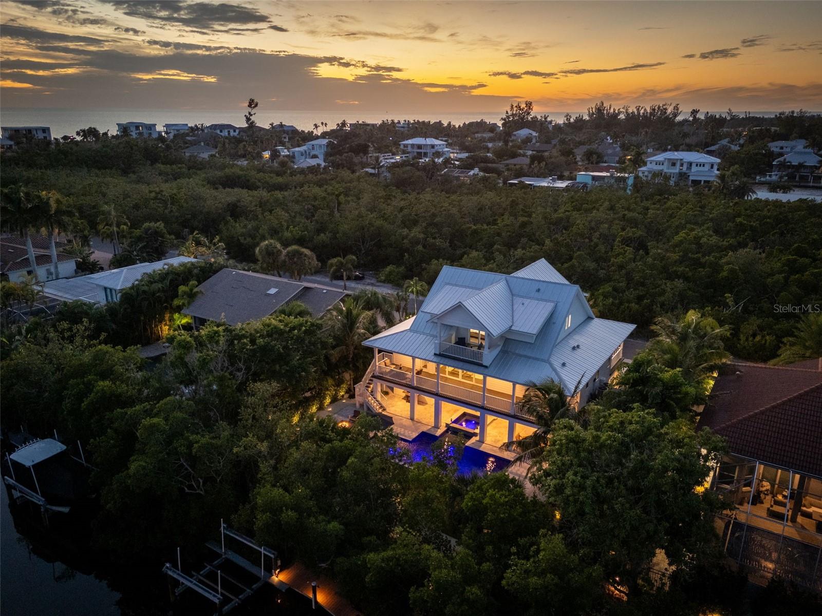 Image 2 of 100 For 598 Lyons Lane