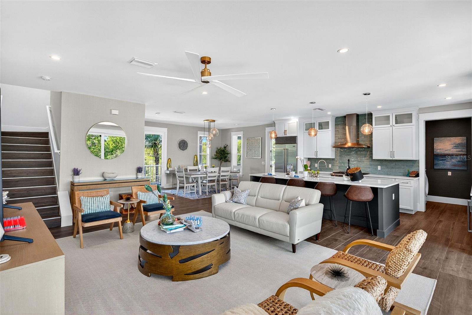 Image 21 of 100 For 598 Lyons Lane