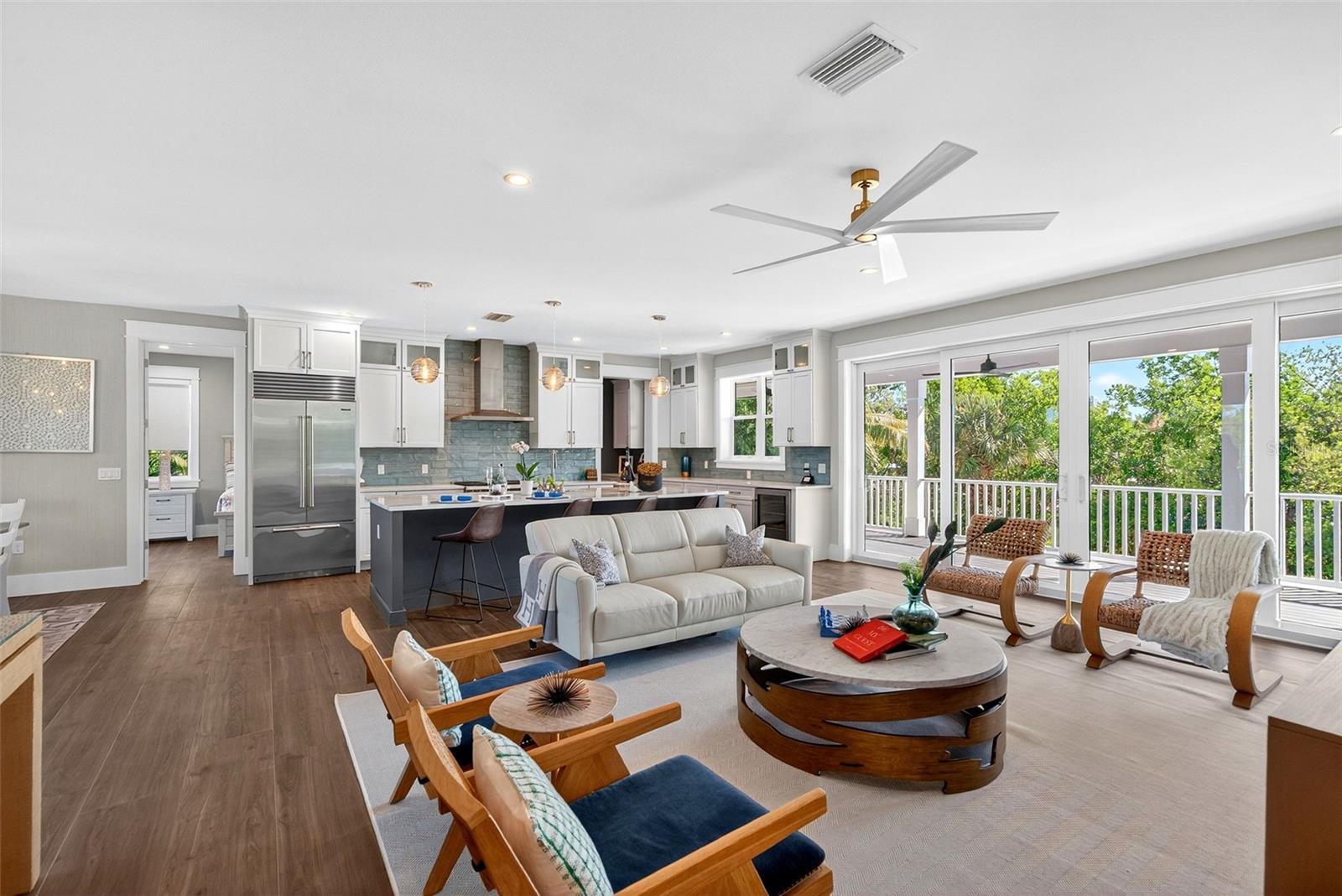 Image 23 of 100 For 598 Lyons Lane