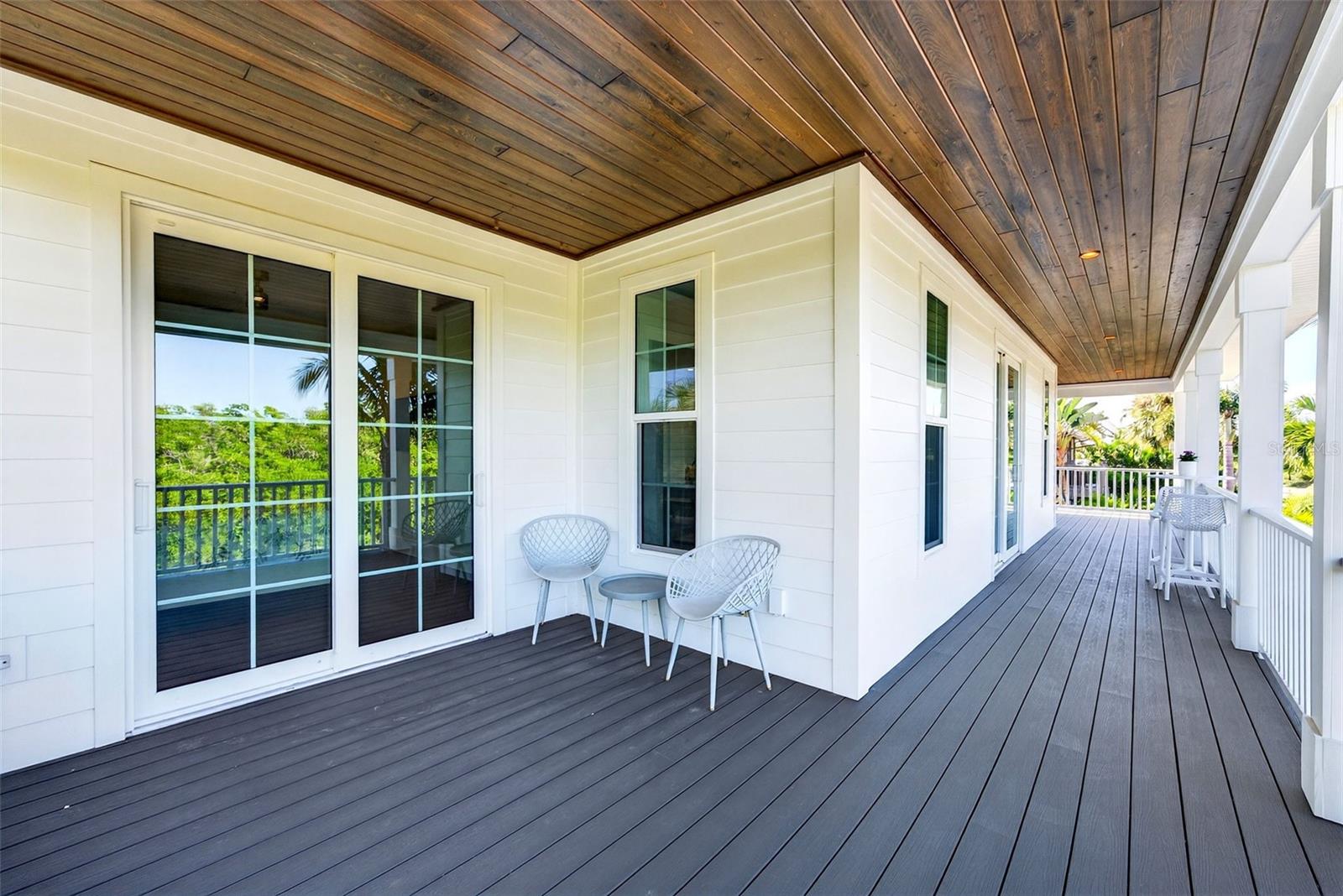 Image 40 of 100 For 598 Lyons Lane