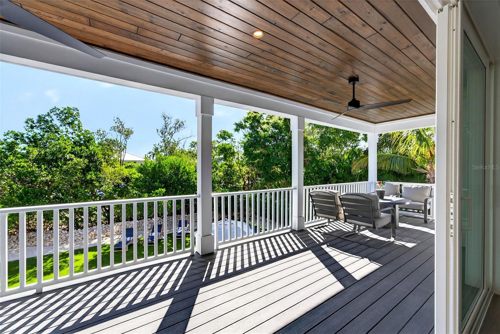 Image 45 of 100 For 598 Lyons Lane