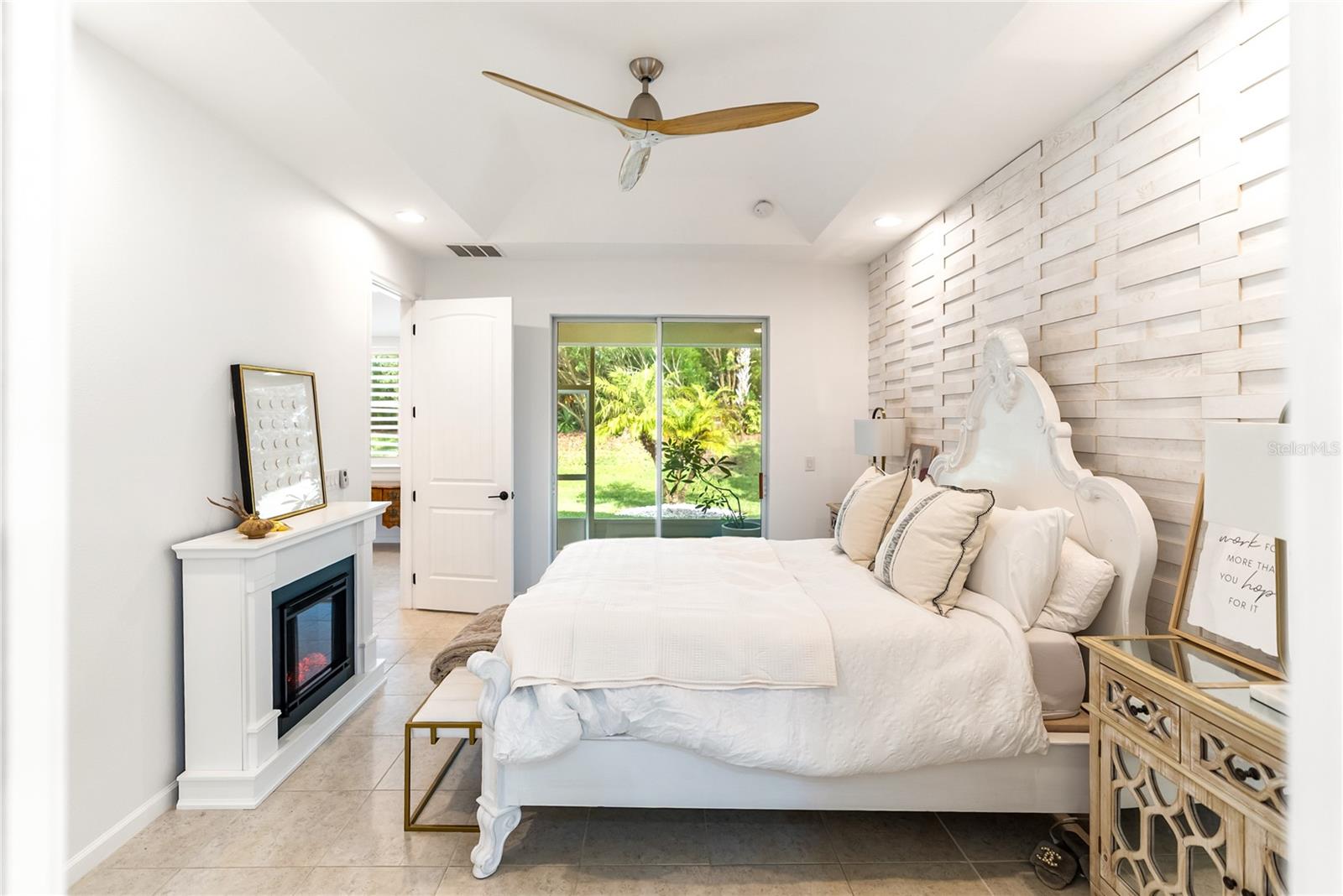 Image 28 of 48 For 11831 Meadowgate Place