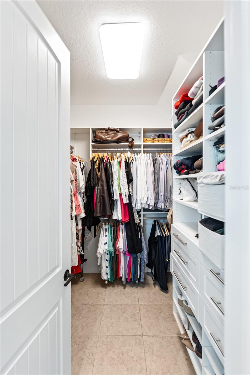 Image 29 of 48 For 11831 Meadowgate Place