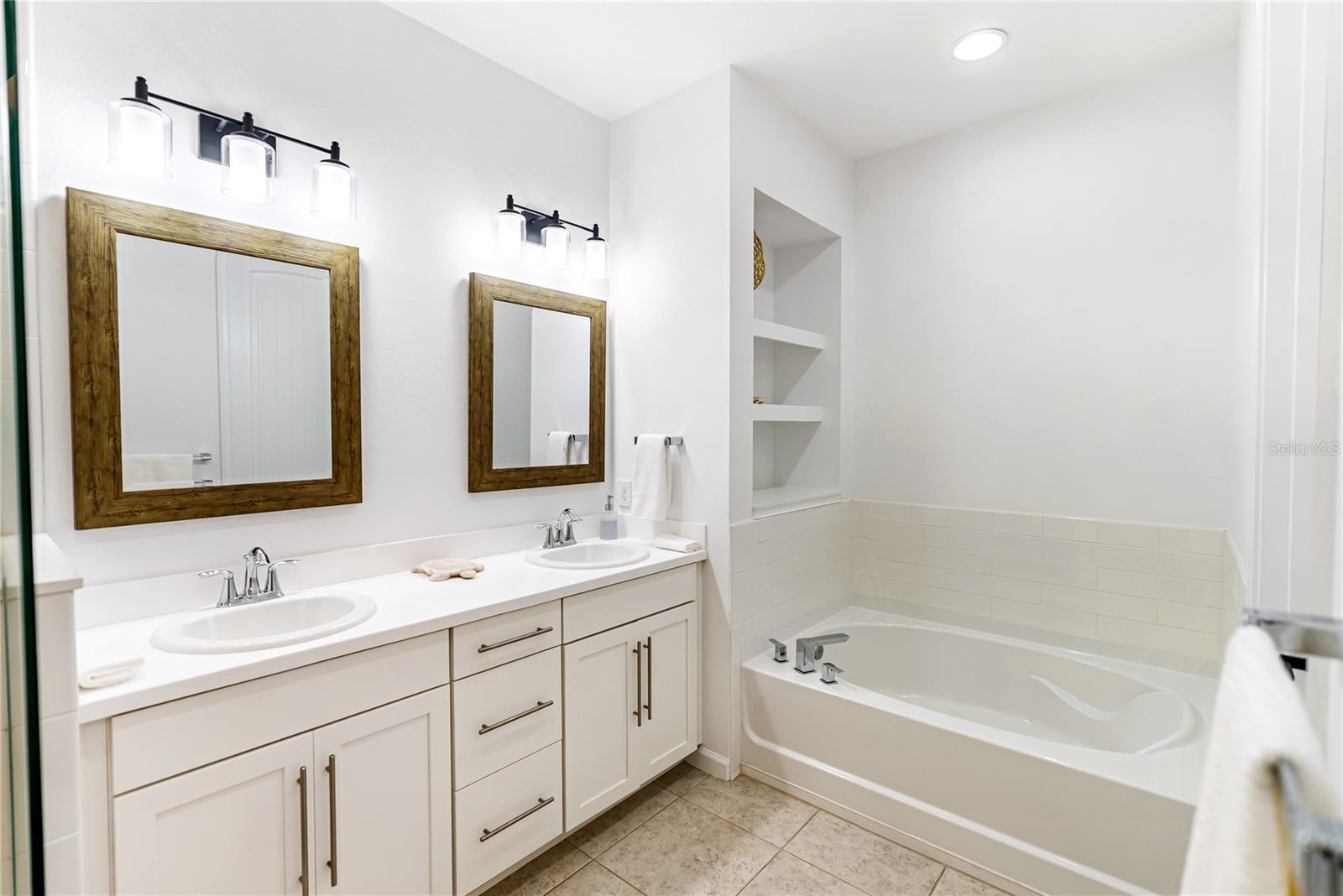 Image 30 of 48 For 11831 Meadowgate Place