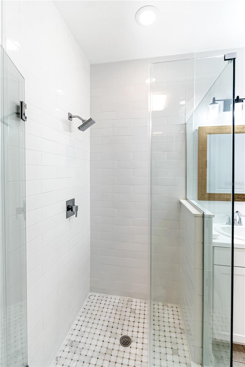 Image 32 of 48 For 11831 Meadowgate Place