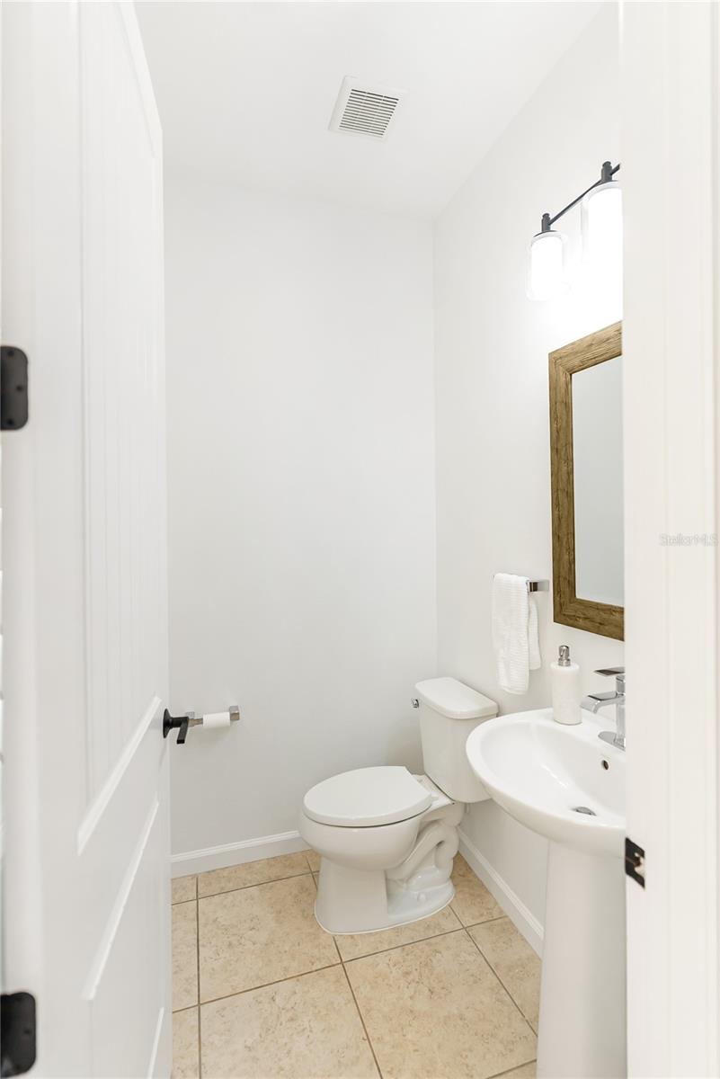 Image 38 of 48 For 11831 Meadowgate Place