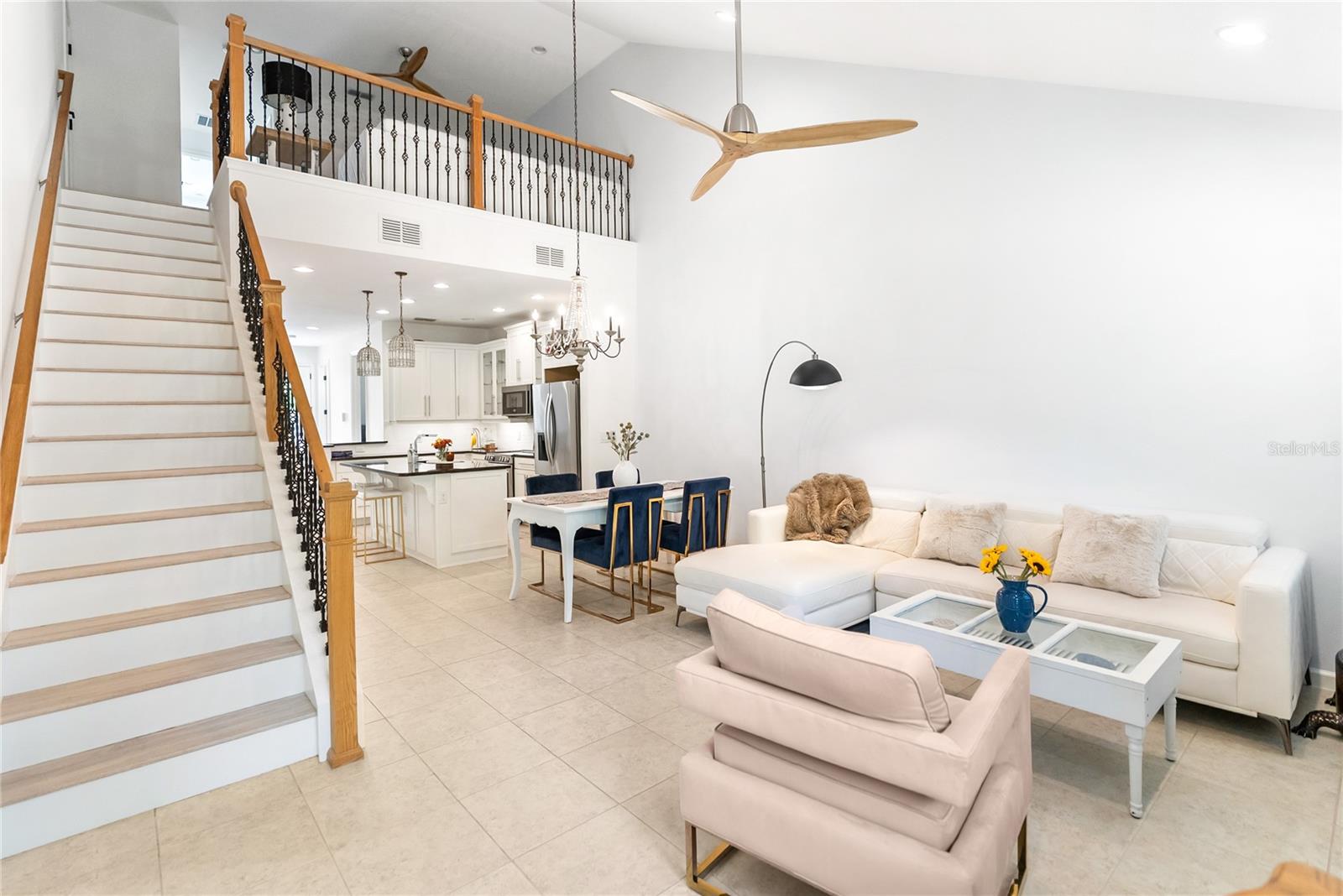 Image 4 of 48 For 11831 Meadowgate Place