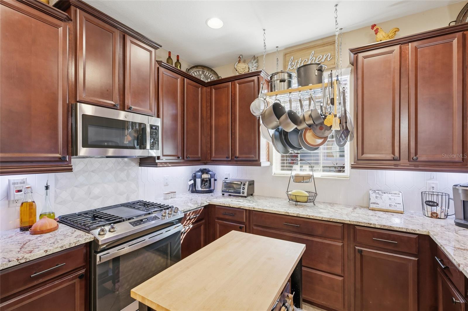 Image 13 of 44 For 3912 Bridlecrest Lane