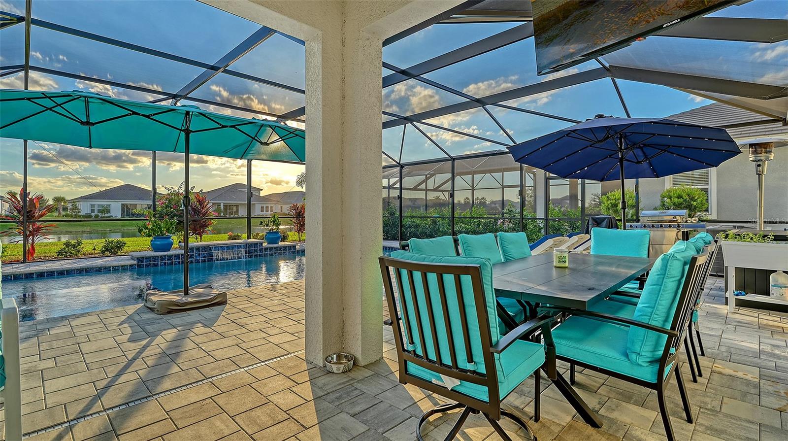 Image 32 of 41 For 17812 Gulf Ranch Place