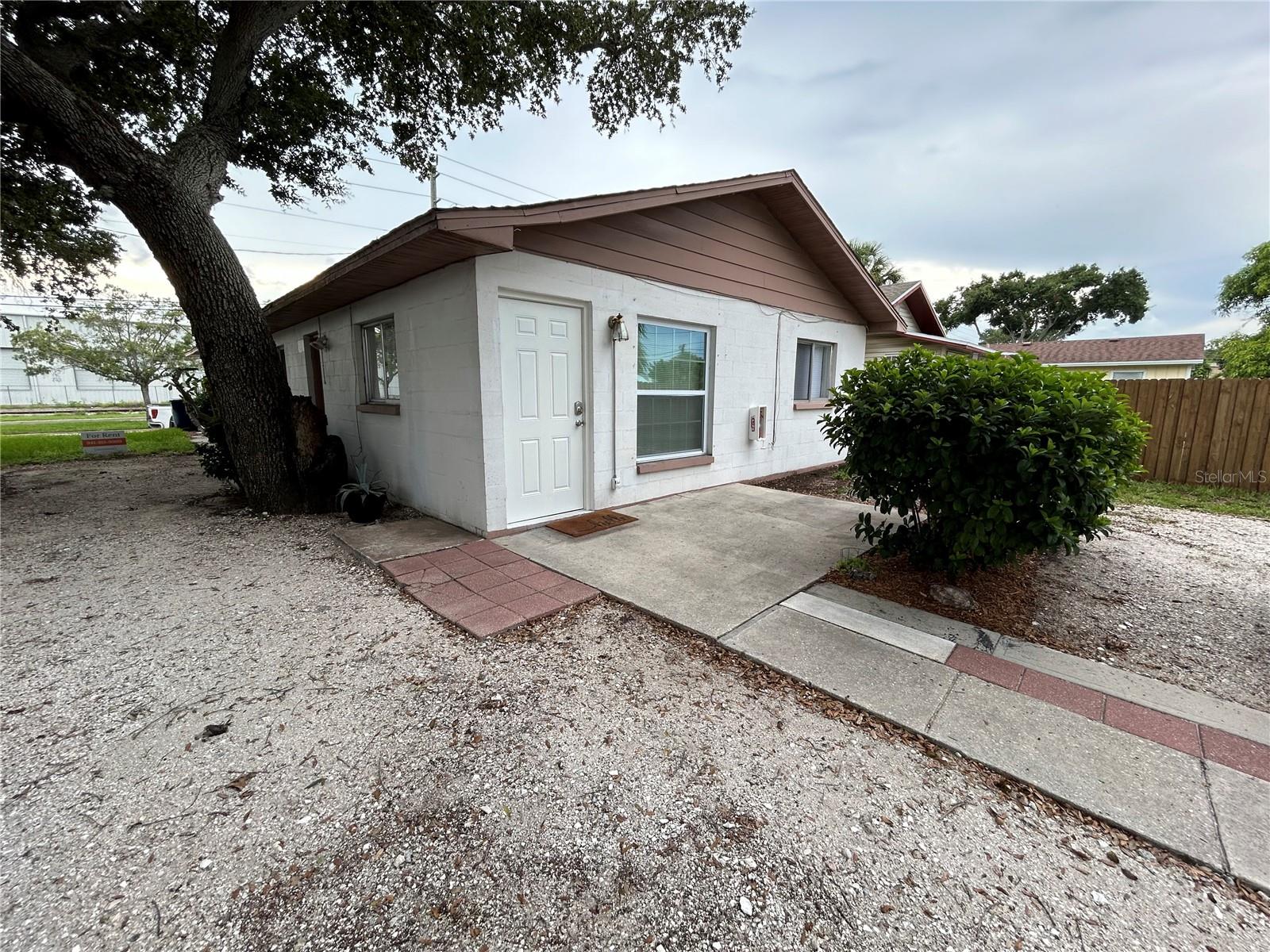 Image 2 of 27 For 530 5th Avenue W C