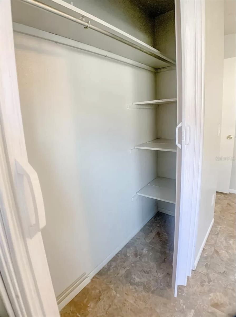 Image 21 of 27 For 530 5th Avenue W C