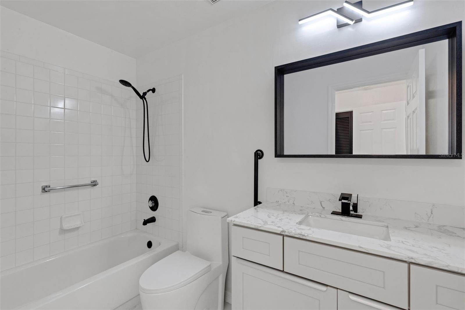 Image 31 of 39 For 721 Spring Lakes Boulevard