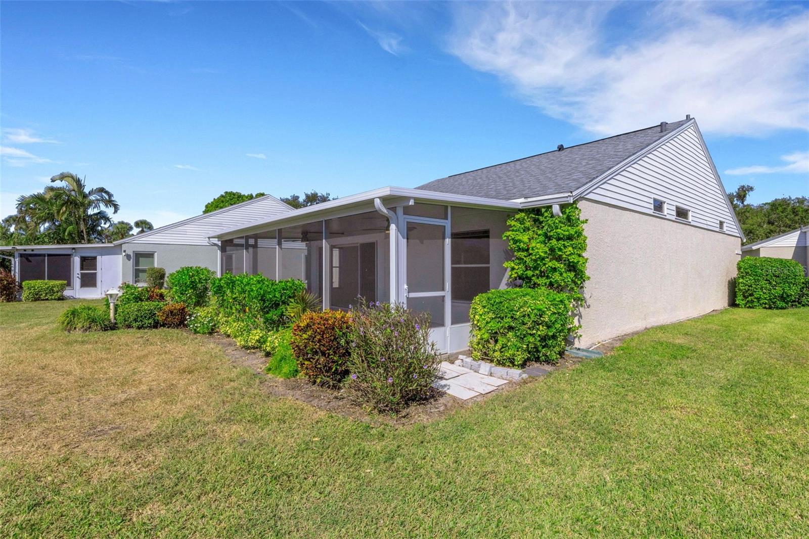 Image 34 of 39 For 721 Spring Lakes Boulevard