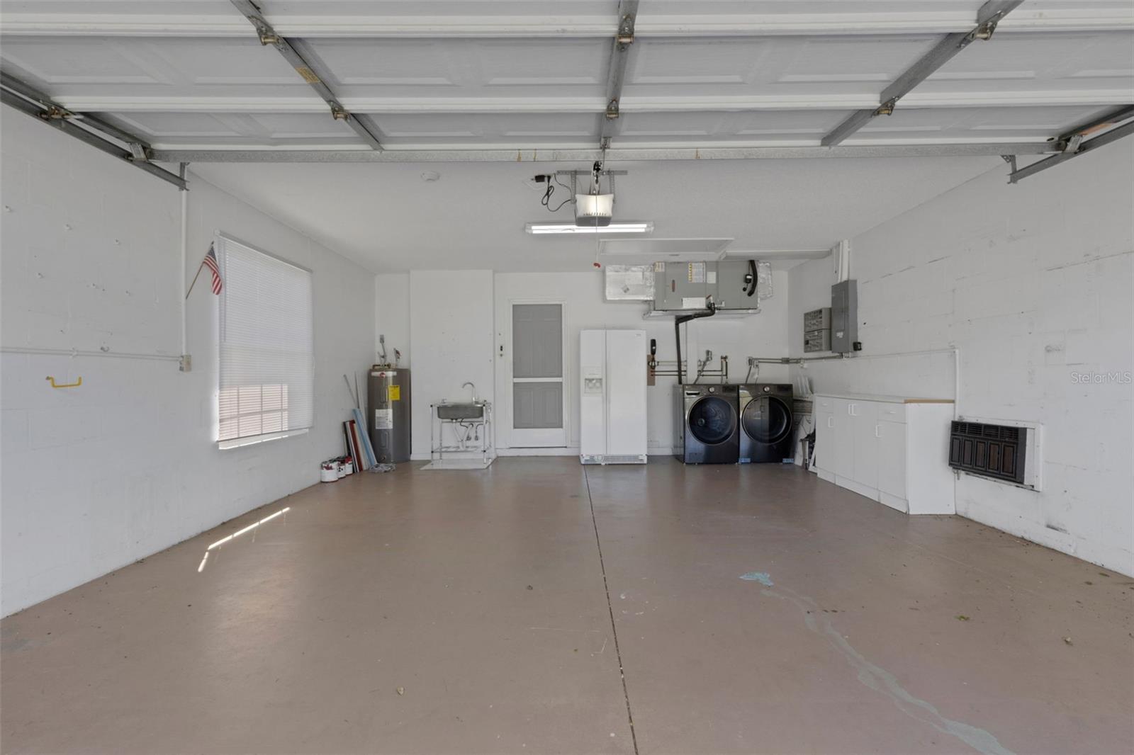 Image 35 of 39 For 721 Spring Lakes Boulevard