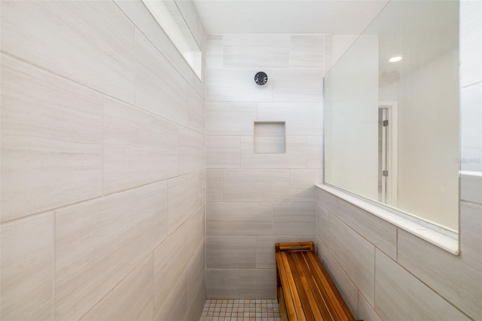 Image 14 of 74 For 9406 Lamine Way