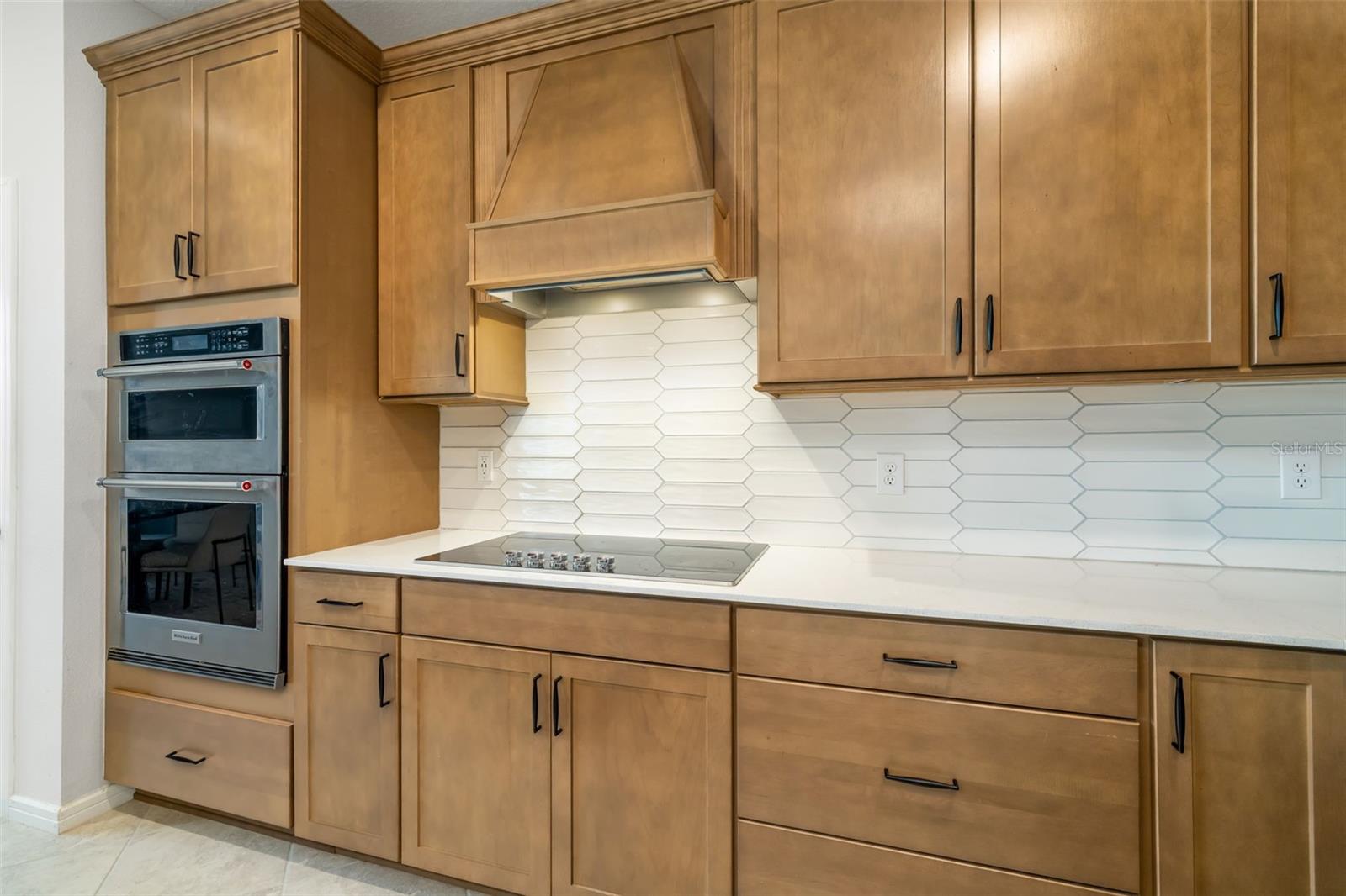 Image 43 of 74 For 9406 Lamine Way