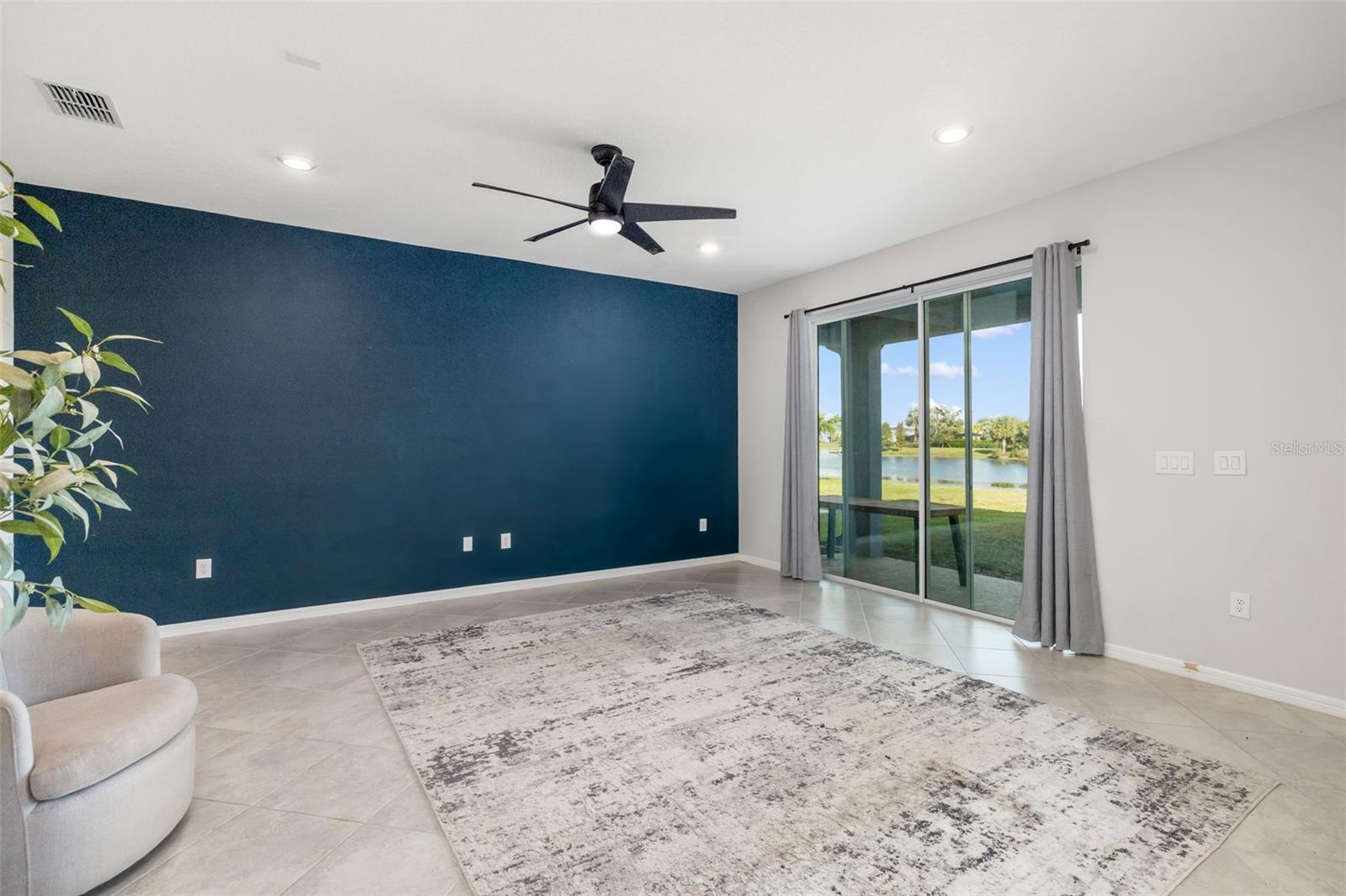 Image 47 of 74 For 9406 Lamine Way