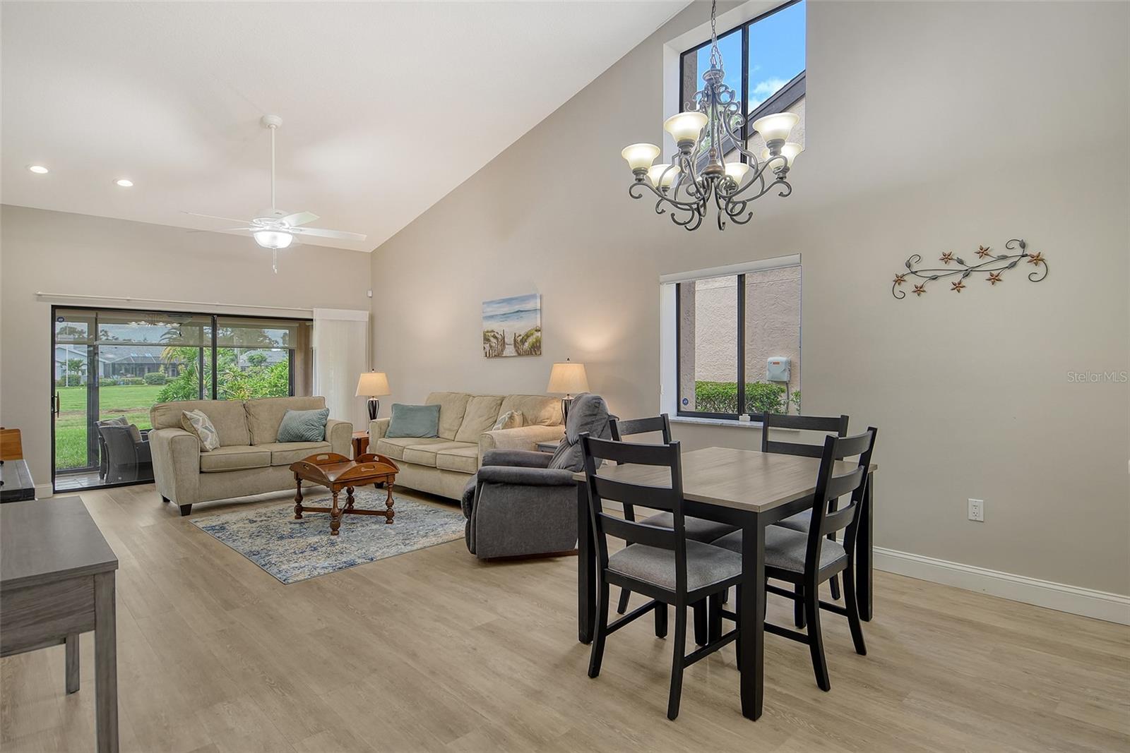 Image 6 of 38 For 6261 Timber Lake Drive F6