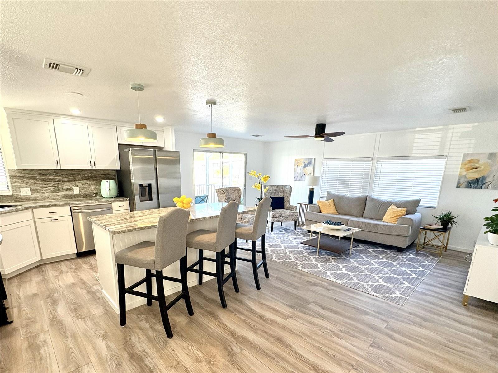 Image 5 of 21 For 43 Easter Island Circle