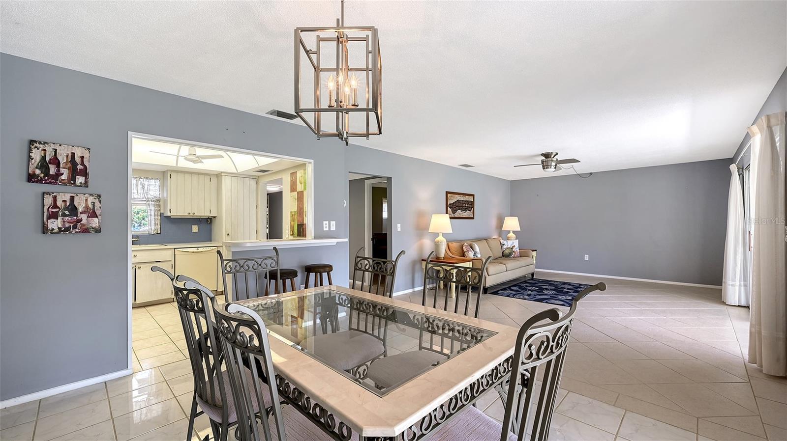 Image 10 of 47 For 5474 Riverbluff Circle V35