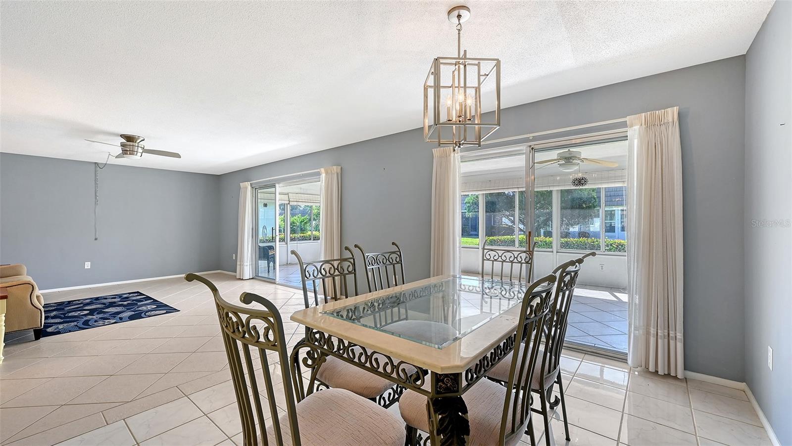 Image 13 of 47 For 5474 Riverbluff Circle V35