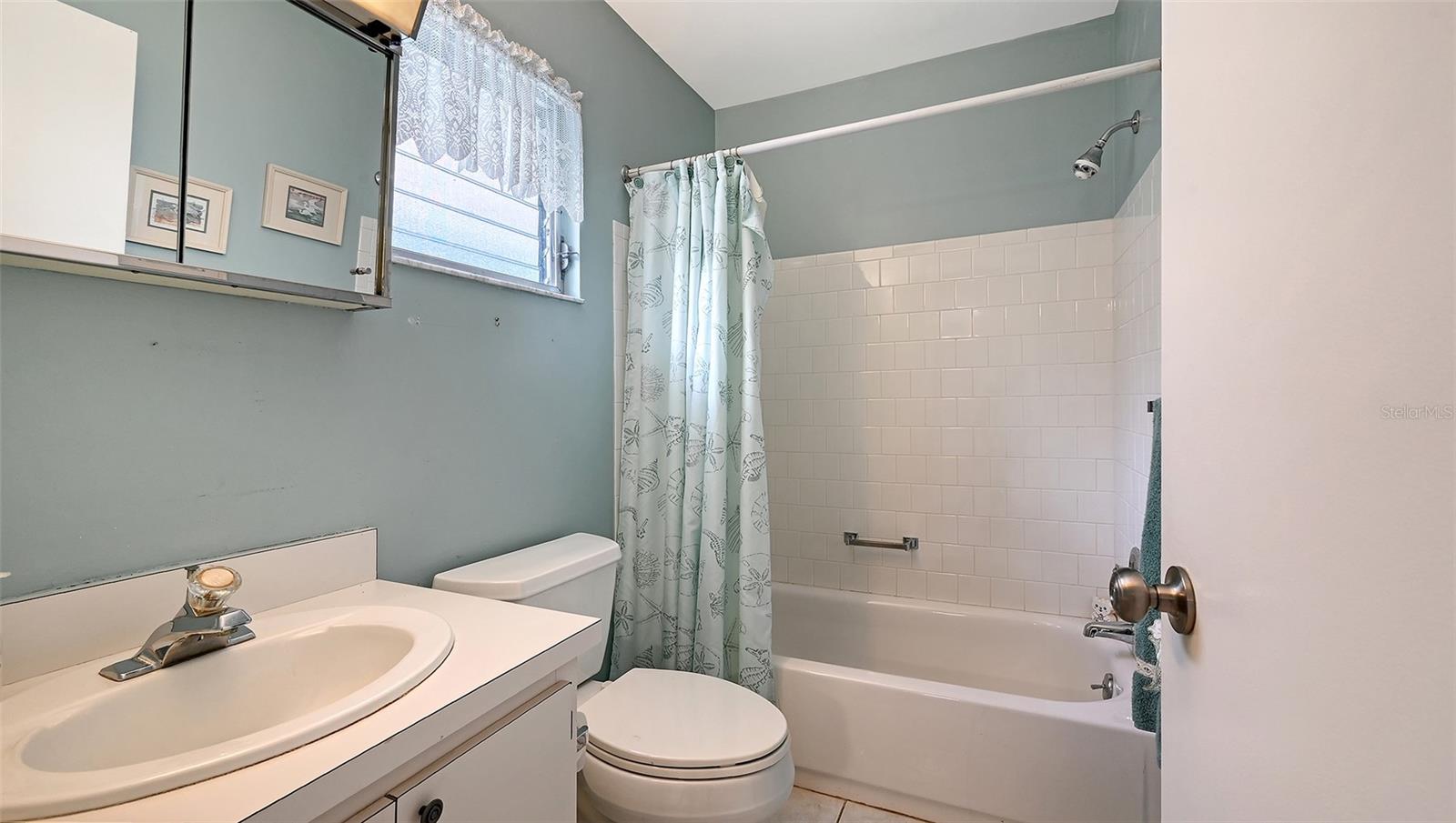 Image 24 of 47 For 5474 Riverbluff Circle V35